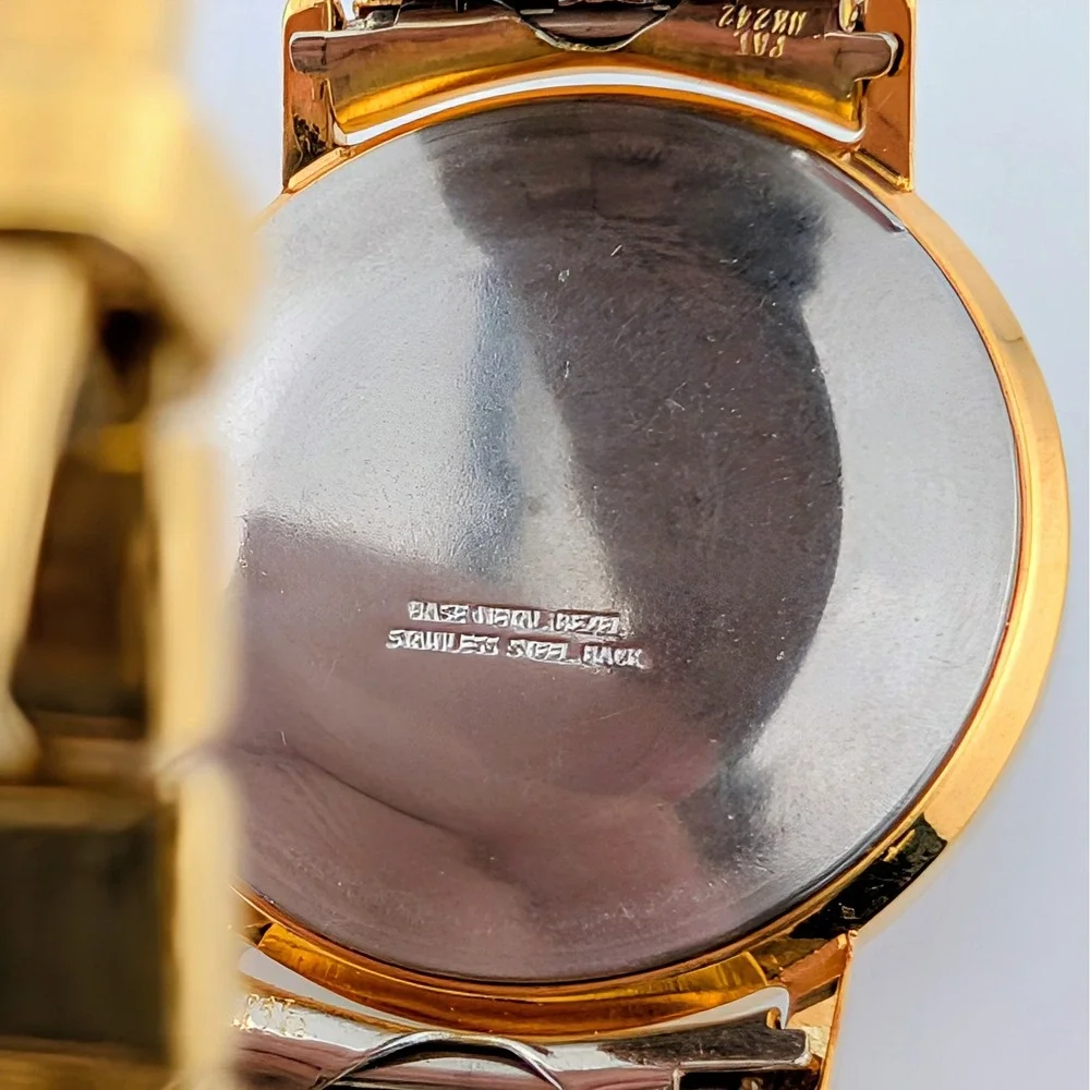 NOS 1979 Timex Mercury 25429 10579 Men's Manual Wind Gold Tone Watch 35mm
